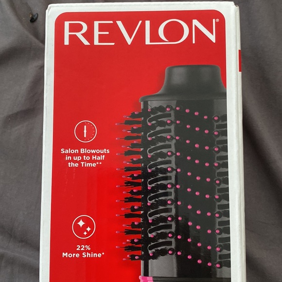 Revlon blowout brush / volumizer dryer brush - Picture 2 of 2